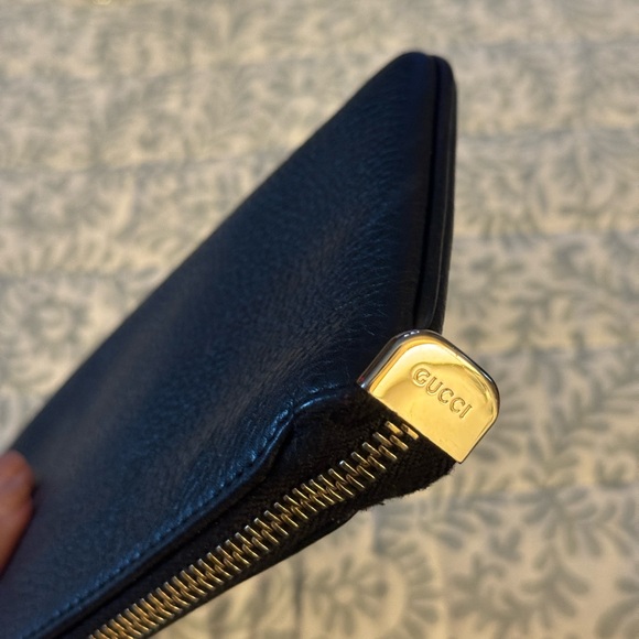 Gucci Soho Leather Wristlet Clutch – Black Pebbled Leather - Picture 7 of 7